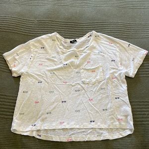 Rails white crop tshirt with sunglasses and a front pocket, size: XS